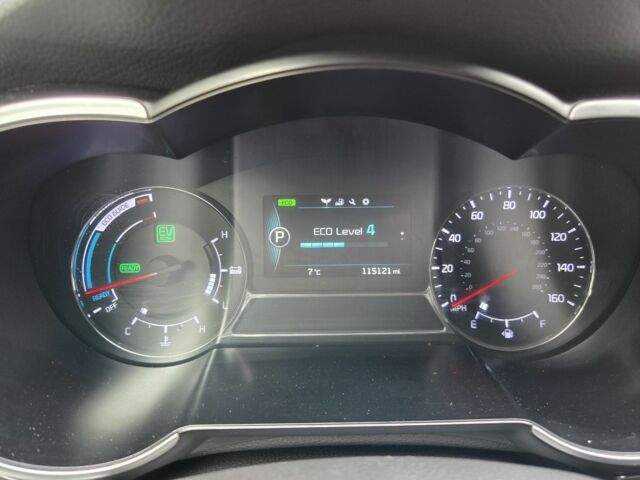 Білий Кіа Оптіма, об'ємом двигуна 2.4 л та пробігом 185 тис. км за 8400 $, фото 12 на Automoto.ua