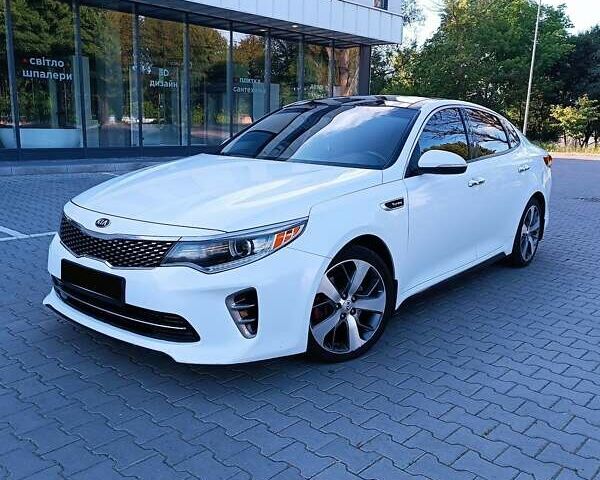 Белый Киа Оптима, объемом двигателя 2 л и пробегом 181 тыс. км за 9500 $, фото 4 на Automoto.ua