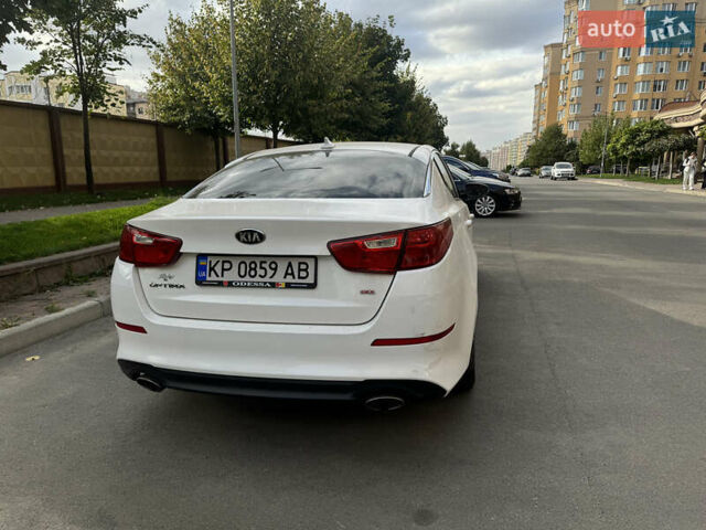 Белый Киа Оптима, объемом двигателя 2.4 л и пробегом 150 тыс. км за 9400 $, фото 9 на Automoto.ua