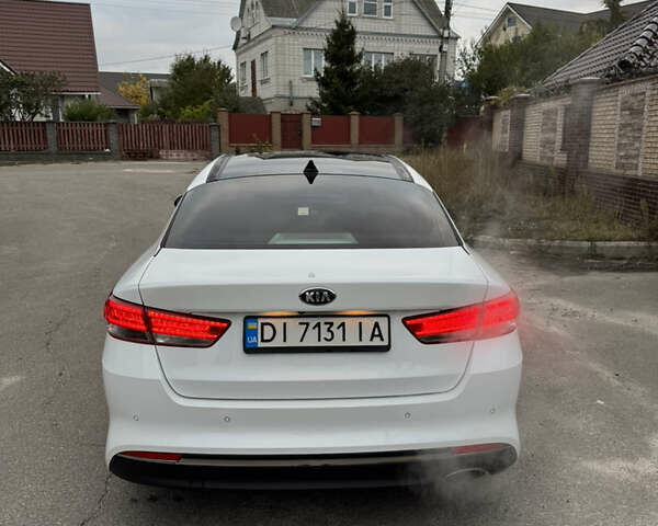 Белый Киа Оптима, объемом двигателя 2.36 л и пробегом 148 тыс. км за 14500 $, фото 2 на Automoto.ua