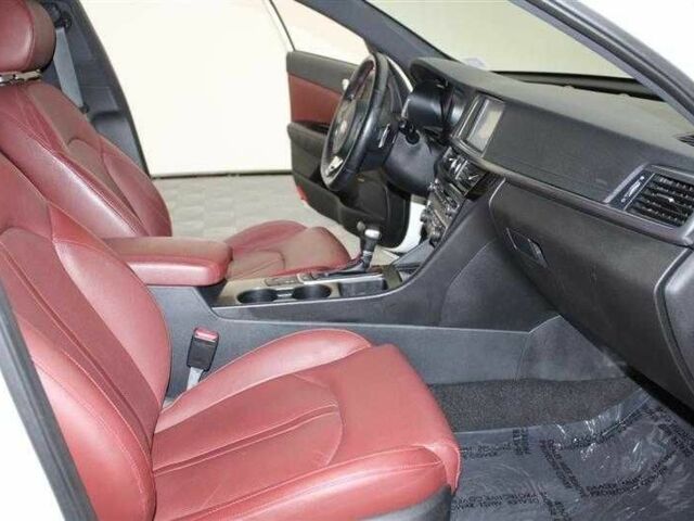 Белый Киа Оптима, объемом двигателя 2 л и пробегом 66 тыс. км за 10500 $, фото 15 на Automoto.ua