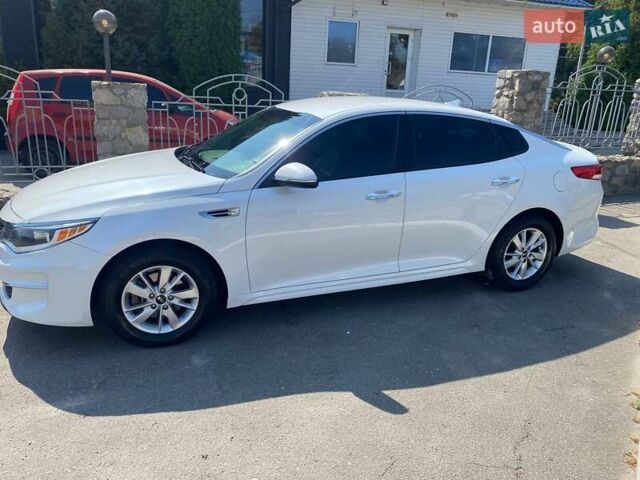 Белый Киа Оптима, объемом двигателя 2.4 л и пробегом 120 тыс. км за 9500 $, фото 3 на Automoto.ua