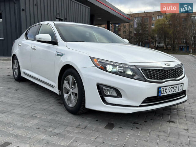 Белый Киа Оптима, объемом двигателя 2.4 л и пробегом 152 тыс. км за 10500 $, фото 9 на Automoto.ua