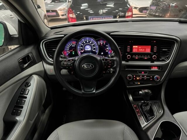 Білий Кіа Оптіма, об'ємом двигуна 2.4 л та пробігом 88 тис. км за 9800 $, фото 11 на Automoto.ua