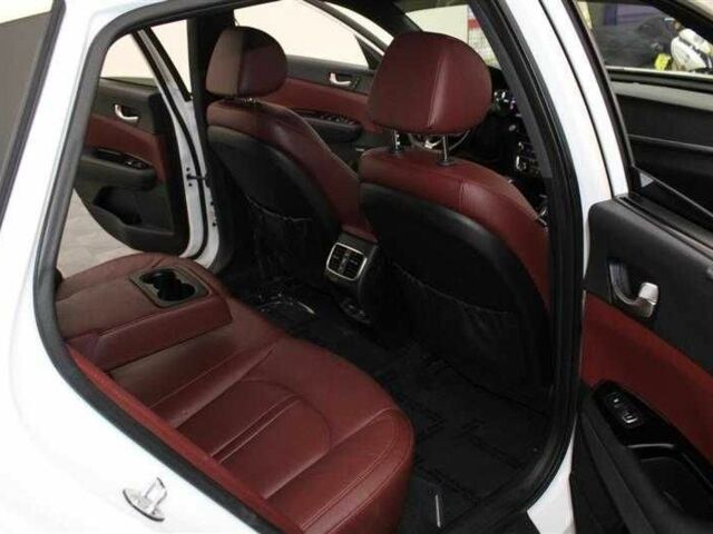 Белый Киа Оптима, объемом двигателя 2 л и пробегом 66 тыс. км за 10500 $, фото 13 на Automoto.ua