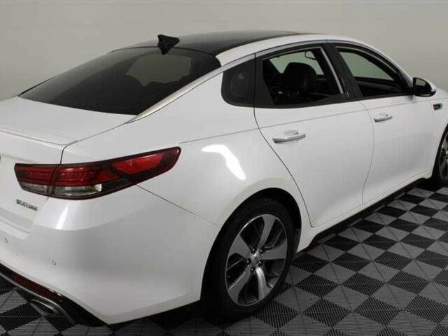 Белый Киа Оптима, объемом двигателя 2 л и пробегом 66 тыс. км за 10500 $, фото 2 на Automoto.ua