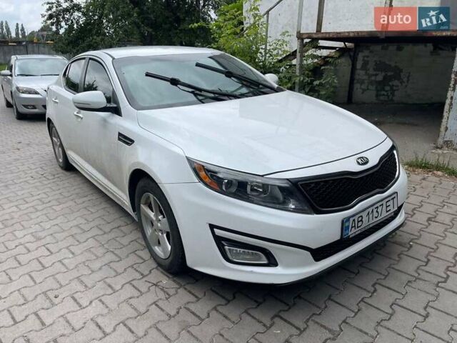 Білий Кіа Оптіма, об'ємом двигуна 2.4 л та пробігом 142 тис. км за 10800 $, фото 15 на Automoto.ua