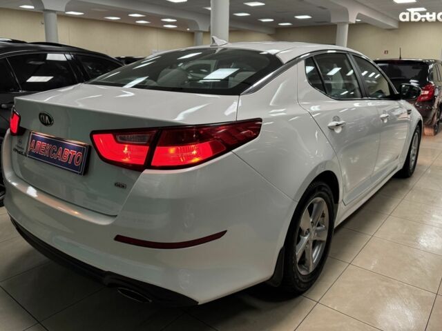 Белый Киа Оптима, объемом двигателя 0 л и пробегом 88 тыс. км за 9800 $, фото 5 на Automoto.ua
