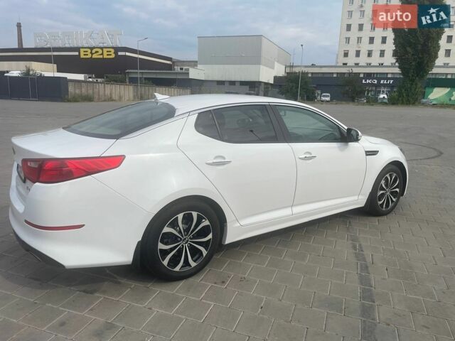 Белый Киа Оптима, объемом двигателя 2.36 л и пробегом 185 тыс. км за 10700 $, фото 3 на Automoto.ua