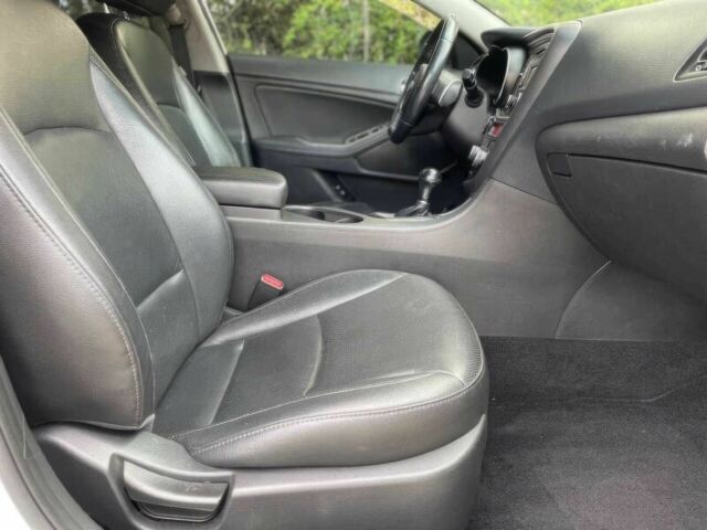 Белый Киа Оптима, объемом двигателя 2 л и пробегом 77 тыс. км за 6500 $, фото 8 на Automoto.ua