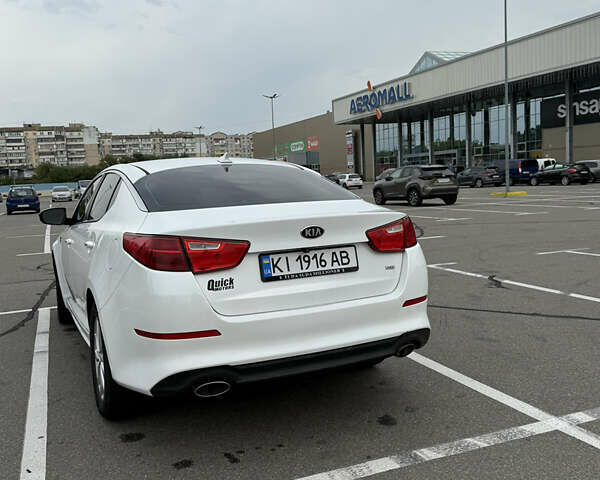 Білий Кіа Оптіма, об'ємом двигуна 2.36 л та пробігом 151 тис. км за 9450 $, фото 7 на Automoto.ua