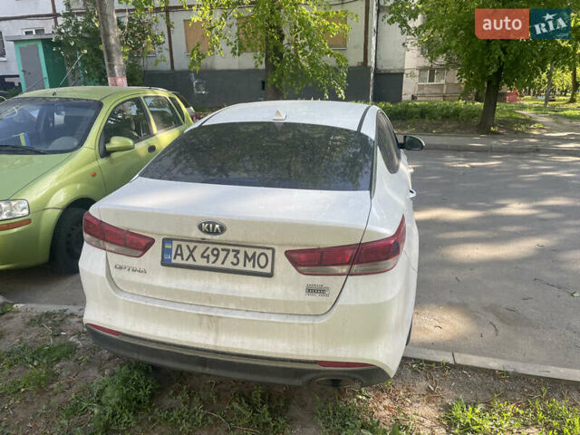 Киа Оптима 2015 в Харькове на Automoto.ua Белый Киа Оптима, объемом двигателя 2.4 л и пробегом 190 тыс. км за 10500 $, фото 3 на Automoto.ua