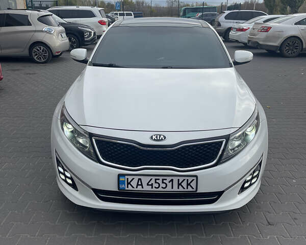 Білий Кіа Оптіма, об'ємом двигуна 2 л та пробігом 173 тис. км за 12800 $, фото 8 на Automoto.ua