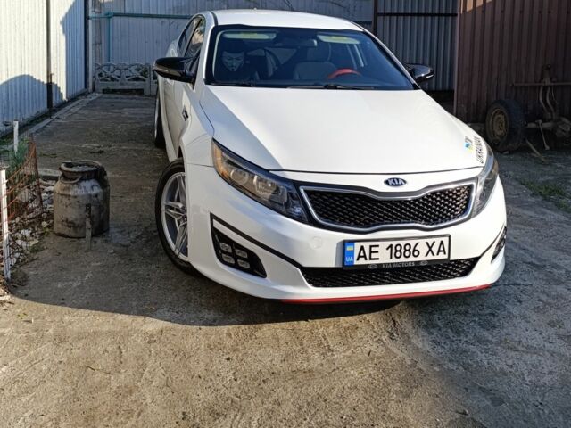 Білий Кіа Оптіма, об'ємом двигуна 2.4 л та пробігом 101 тис. км за 8700 $, фото 2 на Automoto.ua