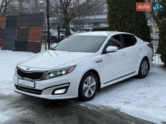 Белый Киа Оптима, объемом двигателя 2.36 л и пробегом 177 тыс. км за 7900 $, фото 4 на Automoto.ua