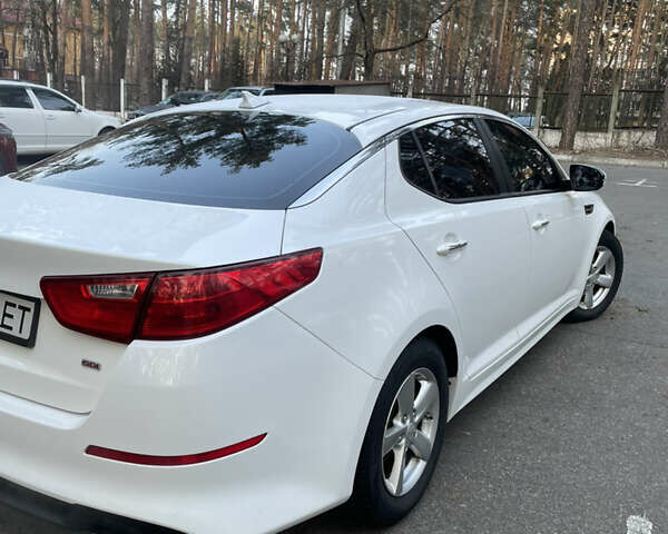 Білий Кіа Оптіма, об'ємом двигуна 2.36 л та пробігом 136 тис. км за 8900 $, фото 4 на Automoto.ua