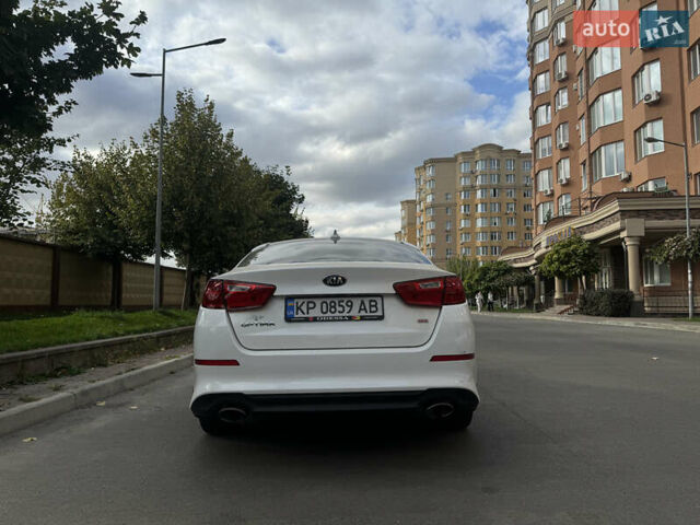 Белый Киа Оптима, объемом двигателя 2.4 л и пробегом 150 тыс. км за 9400 $, фото 14 на Automoto.ua