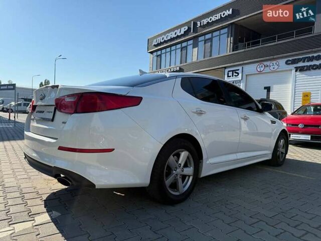 Белый Киа Оптима, объемом двигателя 2.4 л и пробегом 147 тыс. км за 9500 $, фото 4 на Automoto.ua
