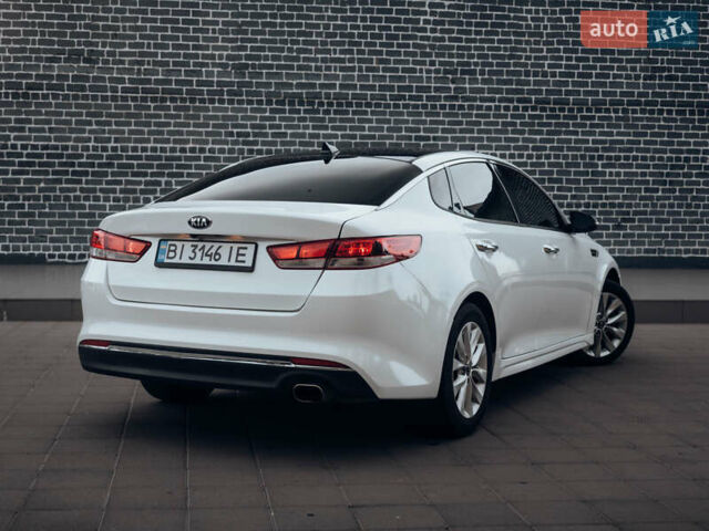 Белый Киа Оптима, объемом двигателя 2.4 л и пробегом 106 тыс. км за 9500 $, фото 7 на Automoto.ua