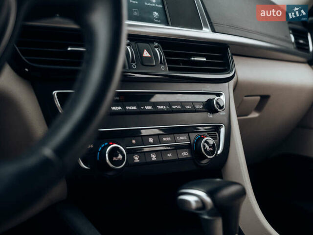 Белый Киа Оптима, объемом двигателя 2.4 л и пробегом 106 тыс. км за 9500 $, фото 13 на Automoto.ua