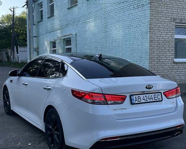 Белый Киа Оптима, объемом двигателя 2.36 л и пробегом 230 тыс. км за 11000 $, фото 6 на Automoto.ua