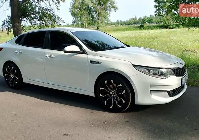 Белый Киа Оптима, объемом двигателя 2.4 л и пробегом 140 тыс. км за 12550 $, фото 2 на Automoto.ua