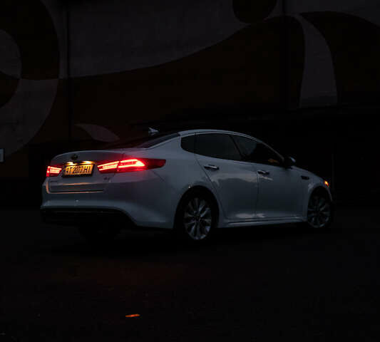 Белый Киа Оптима, объемом двигателя 2.4 л и пробегом 160 тыс. км за 13000 $, фото 20 на Automoto.ua