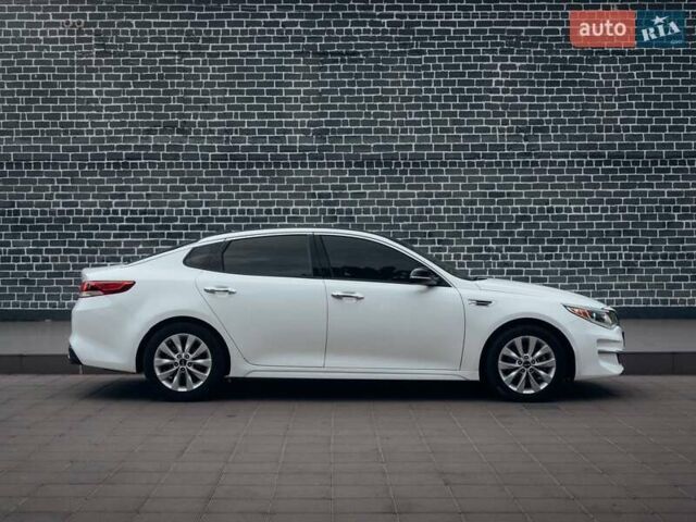 Белый Киа Оптима, объемом двигателя 2.4 л и пробегом 106 тыс. км за 9500 $, фото 19 на Automoto.ua