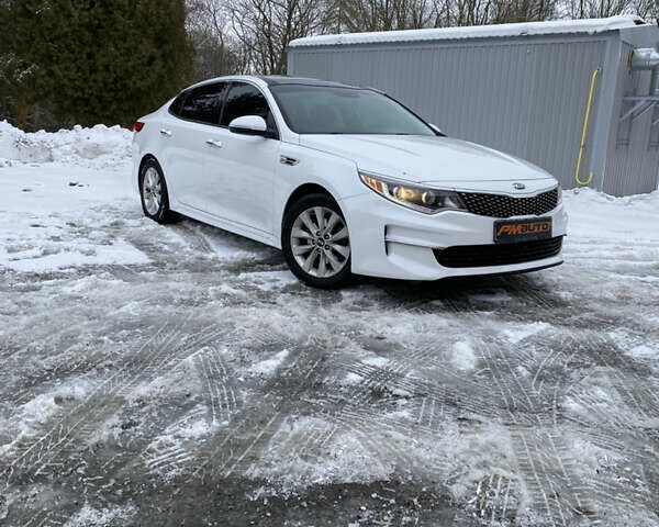 Білий Кіа Оптіма, об'ємом двигуна 2.4 л та пробігом 160 тис. км за 13000 $, фото 4 на Automoto.ua