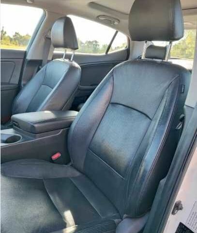 Белый Киа Оптима, объемом двигателя 2 л и пробегом 118 тыс. км за 9100 $, фото 11 на Automoto.ua