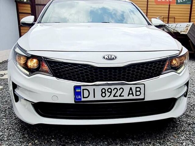 Белый Киа Оптима, объемом двигателя 0 л и пробегом 119 тыс. км за 10550 $, фото 2 на Automoto.ua