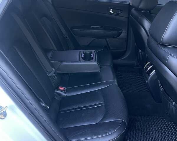 Білий Кіа Оптіма, об'ємом двигуна 2.36 л та пробігом 211 тис. км за 11450 $, фото 18 на Automoto.ua