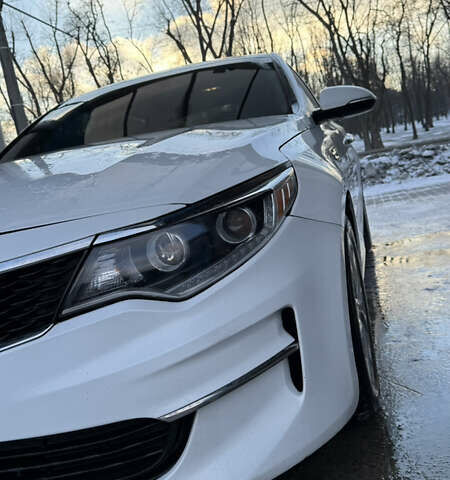 Белый Киа Оптима, объемом двигателя 2.36 л и пробегом 96 тыс. км за 11500 $, фото 7 на Automoto.ua