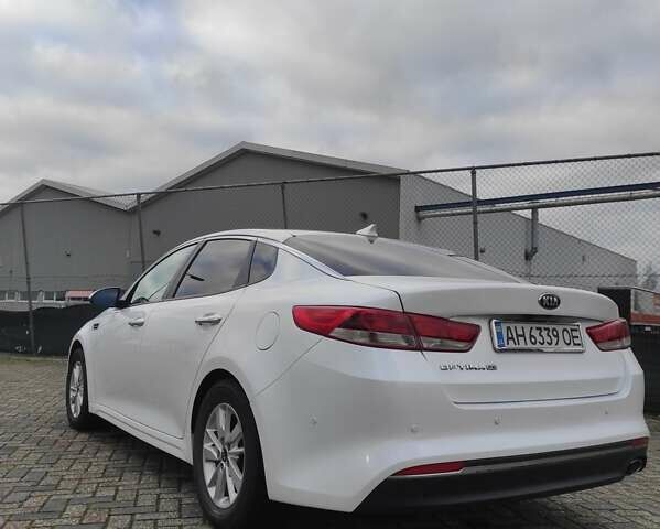 Белый Киа Оптима, объемом двигателя 2.36 л и пробегом 52 тыс. км за 13000 $, фото 10 на Automoto.ua