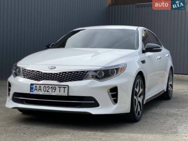 Белый Киа Оптима, объемом двигателя 2 л и пробегом 100 тыс. км за 10200 $, фото 1 на Automoto.ua