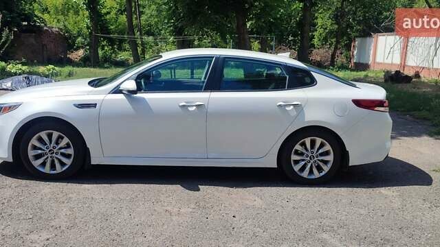 Белый Киа Оптима, объемом двигателя 2.4 л и пробегом 150 тыс. км за 12300 $, фото 11 на Automoto.ua
