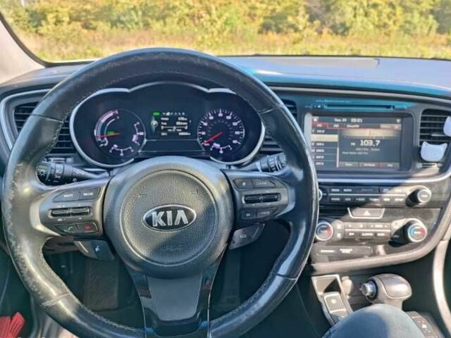 Белый Киа Оптима, объемом двигателя 2 л и пробегом 118 тыс. км за 9100 $, фото 9 на Automoto.ua