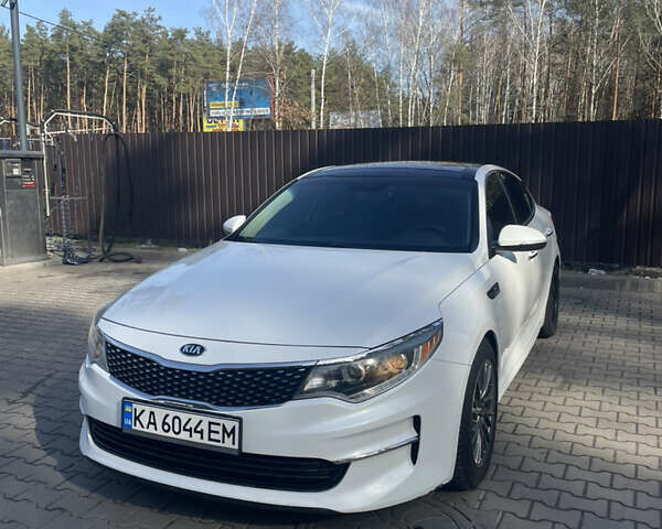 Білий Кіа Оптіма, об'ємом двигуна 2.4 л та пробігом 144 тис. км за 12900 $, фото 1 на Automoto.ua