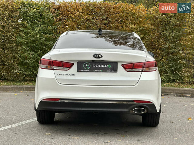 Білий Кіа Оптіма, об'ємом двигуна 2.36 л та пробігом 153 тис. км за 9500 $, фото 14 на Automoto.ua
