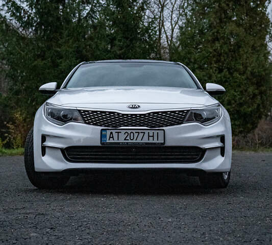 Белый Киа Оптима, объемом двигателя 2.4 л и пробегом 160 тыс. км за 13000 $, фото 8 на Automoto.ua