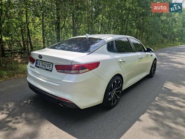 Белый Киа Оптима, объемом двигателя 2.4 л и пробегом 140 тыс. км за 12550 $, фото 13 на Automoto.ua