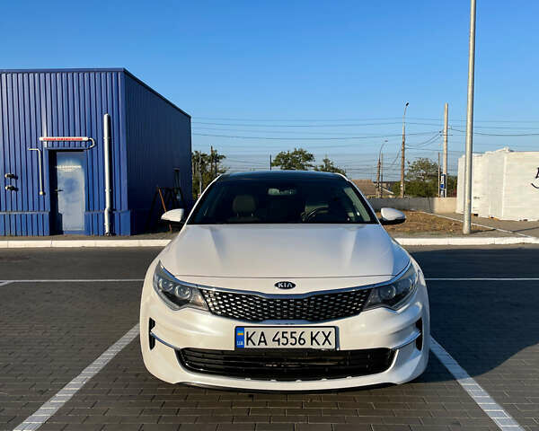 Білий Кіа Оптіма, об'ємом двигуна 2.36 л та пробігом 129 тис. км за 12550 $, фото 14 на Automoto.ua