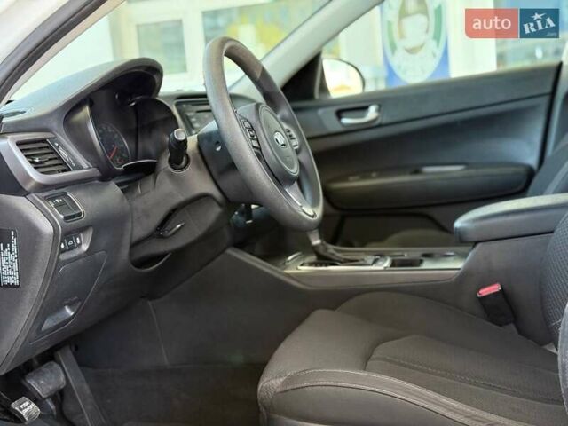 Белый Киа Оптима, объемом двигателя 2.4 л и пробегом 98 тыс. км за 9900 $, фото 16 на Automoto.ua