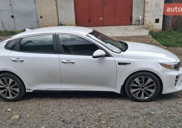 Киа Оптима 2016 в Долине на Automoto.ua Белый Киа Оптима, объемом двигателя 2 л и пробегом 113 тыс. км за 9500 $, фото 3 на Automoto.ua