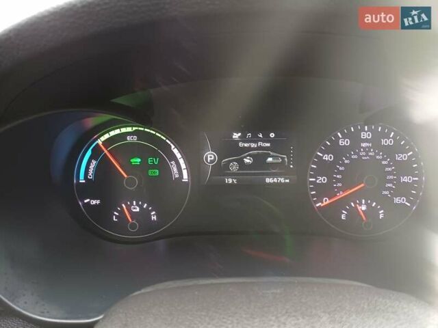 Киа Оптима 2016 в Черноморске (Ильичевске) на Automoto.ua Белый Киа Оптима, объемом двигателя 2 л и пробегом 140 тыс. км за 13000 $, фото 19 на Automoto.ua