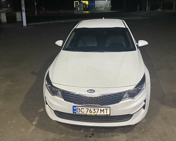 Белый Киа Оптима, объемом двигателя 2.4 л и пробегом 143 тыс. км за 10200 $, фото 6 на Automoto.ua