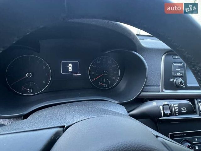 Белый Киа Оптима, объемом двигателя 2.4 л и пробегом 85 тыс. км за 12500 $, фото 3 на Automoto.ua