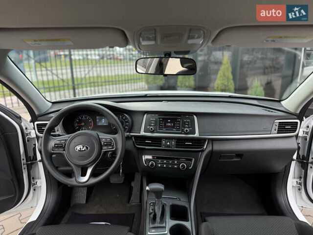 Белый Киа Оптима, объемом двигателя 2.36 л и пробегом 100 тыс. км за 9900 $, фото 20 на Automoto.ua