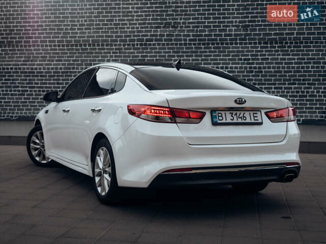 Белый Киа Оптима, объемом двигателя 2.4 л и пробегом 106 тыс. км за 9500 $, фото 6 на Automoto.ua