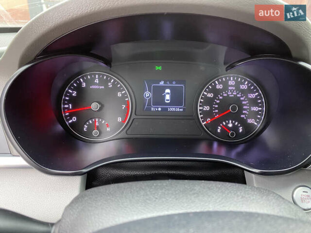 Білий Кіа Оптіма, об'ємом двигуна 2.4 л та пробігом 160 тис. км за 13000 $, фото 23 на Automoto.ua